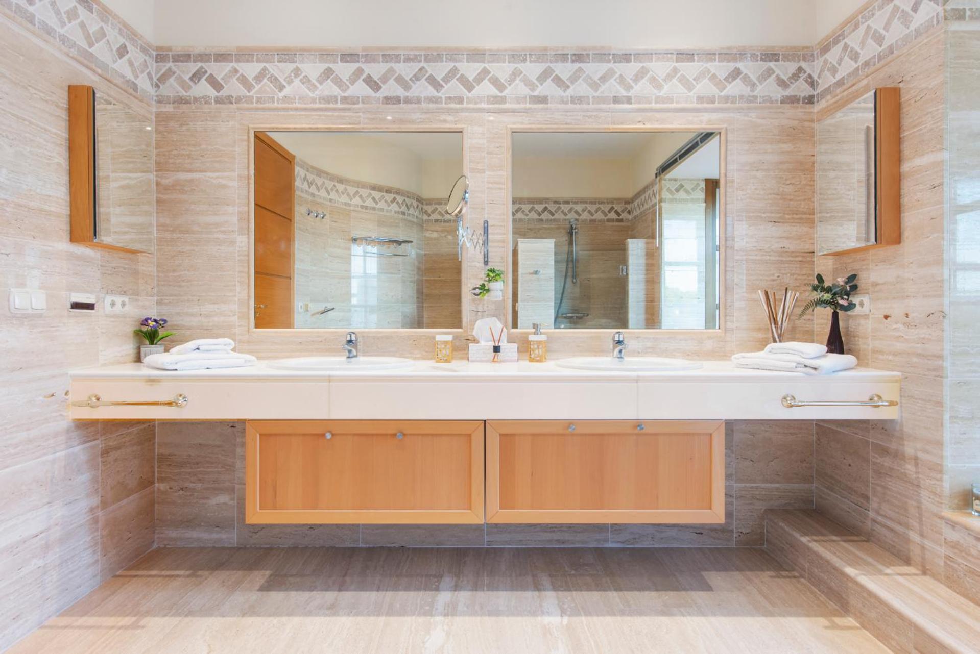 Villa Luxury Robledal By Mabiente - Views Of The Sea And The Golf Course